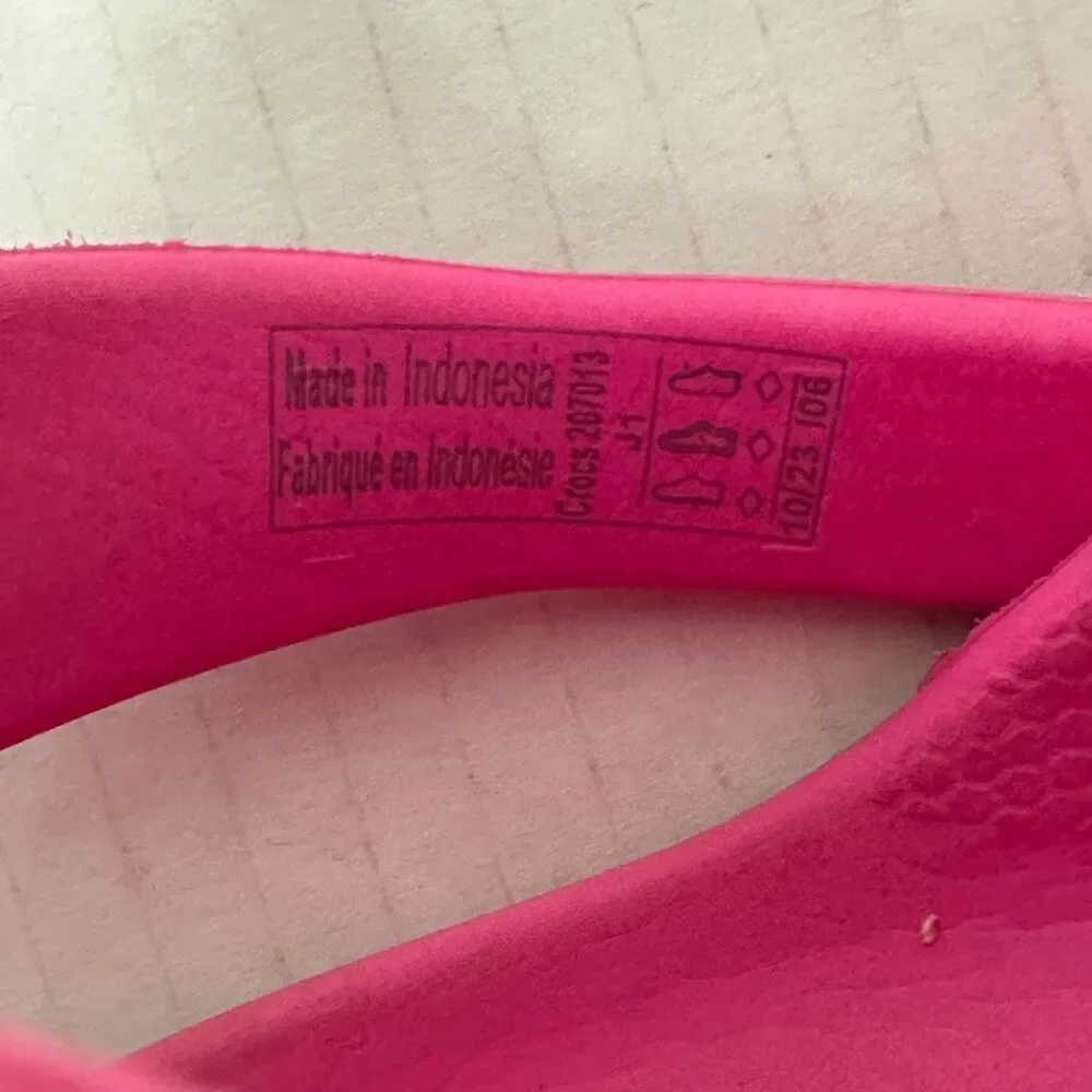 Crocs Baya Kids Clog size J1 Pink